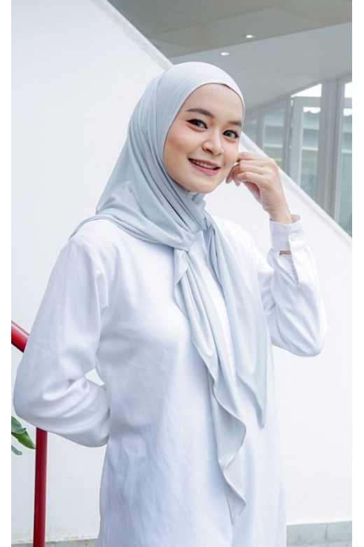 Segitiga Instan Oval Kania Silver